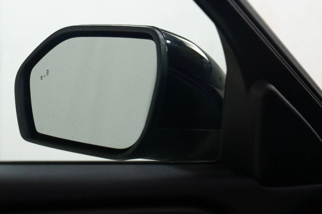 2022 Ford Explorer 6th Gen - Image 10 of 21