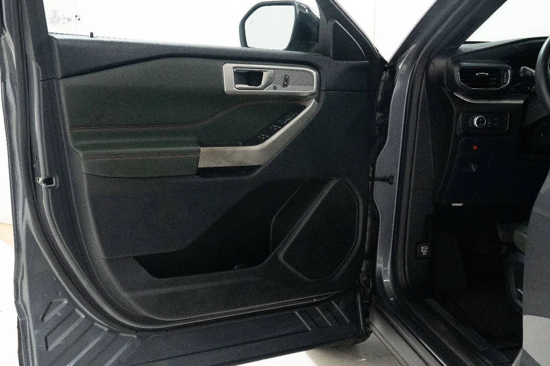 2022 Ford Explorer 6th Gen - Image 20 of 21