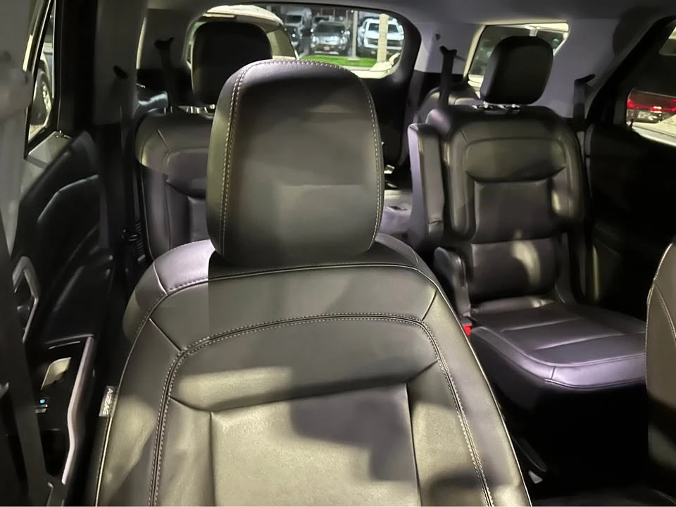 2022 Ford Explorer 6th Gen - Image 5 of 6