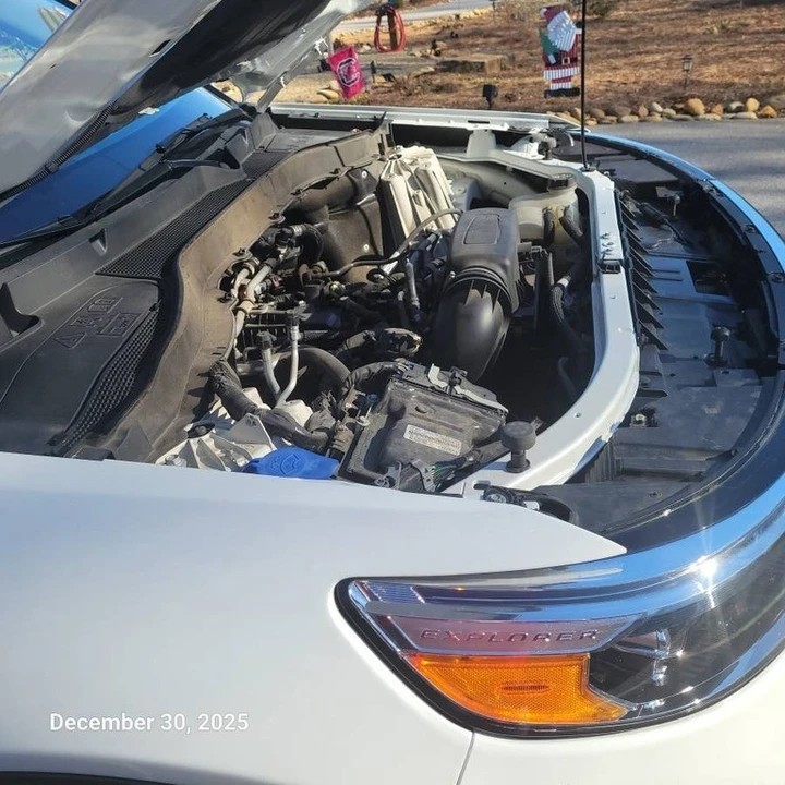 2022 Ford Explorer 6th Gen - Image 7 of 12