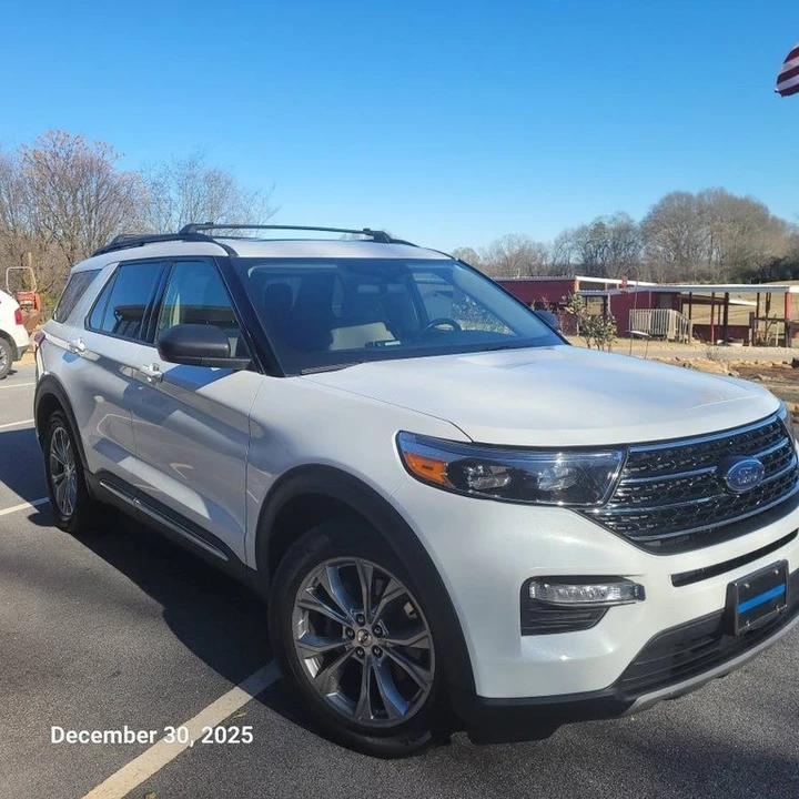 2022 Ford Explorer 6th Gen - Image 3 of 12