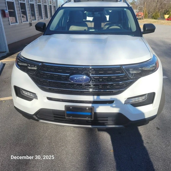 2022 Ford Explorer 6th Gen - Image 2 of 12