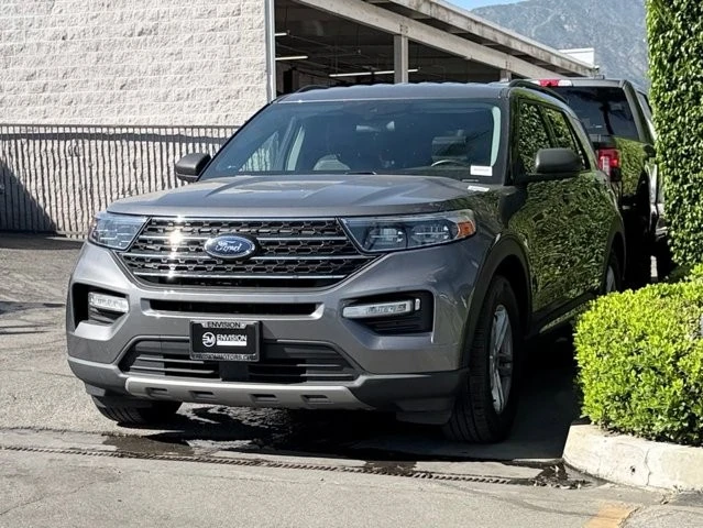2022 Ford Explorer 6th Gen - Image 3 of 11