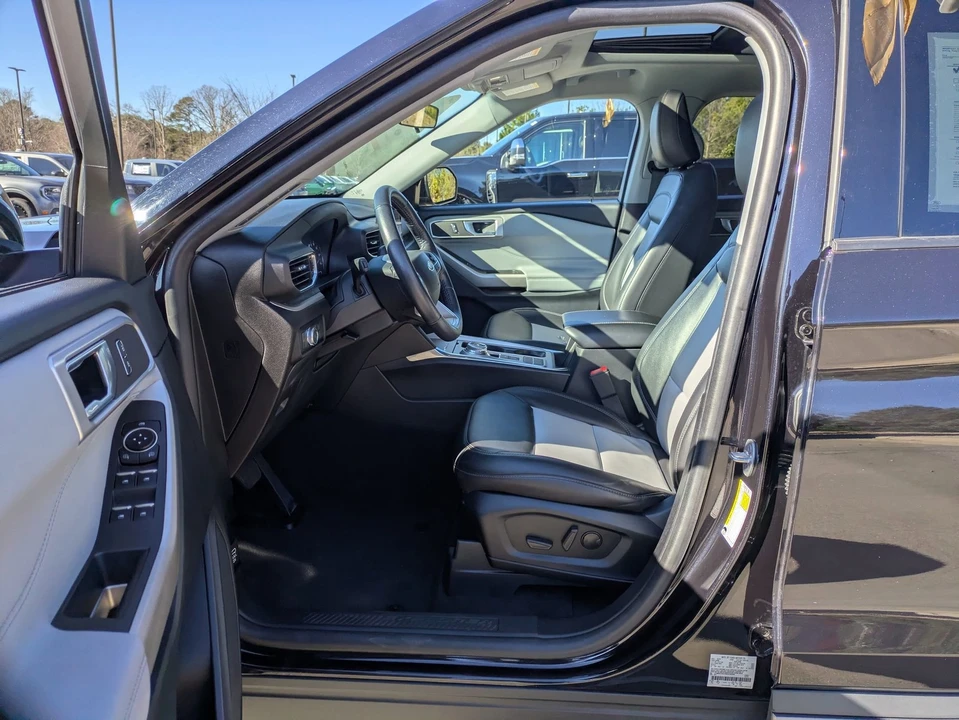 2022 Ford Explorer 6th Gen - Image 12 of 12