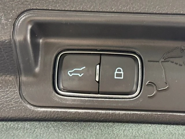 2022 Ford Explorer 6th Gen - Image 12 of 12