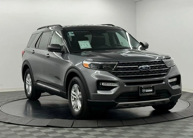 2022 Ford Explorer 6th Gen - Image 5 of 12