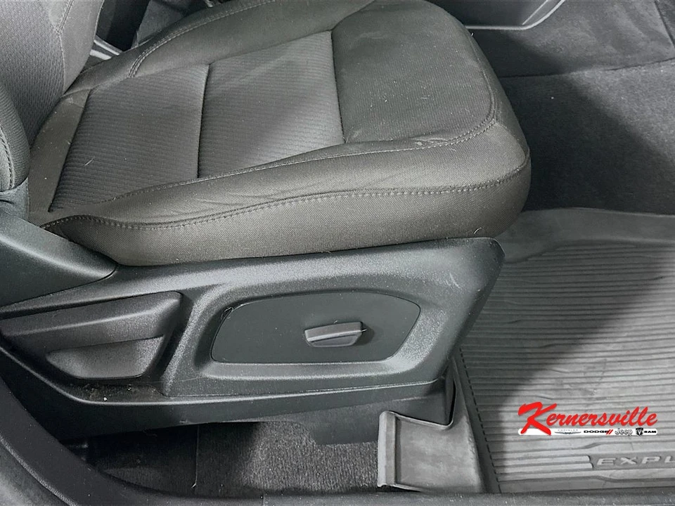 2022 Ford Explorer 6th Gen - Image 23 of 24