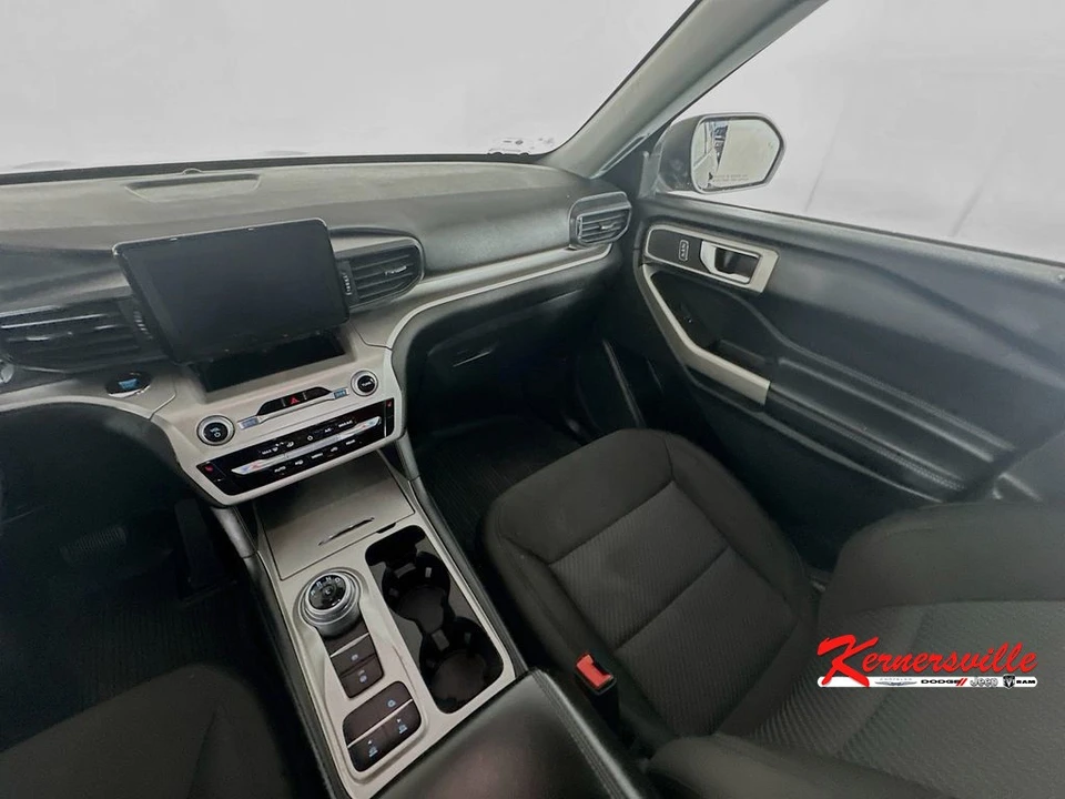 2022 Ford Explorer 6th Gen - Image 11 of 21
