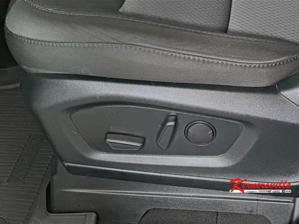 2022 Ford Explorer 6th Gen - Image 22 of 24