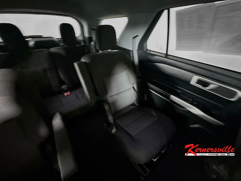 2022 Ford Explorer 6th Gen - Image 13 of 21
