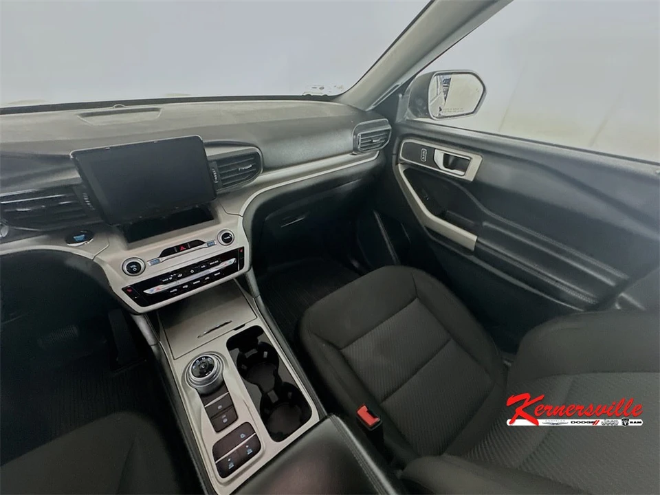 2022 Ford Explorer 6th Gen - Image 11 of 21