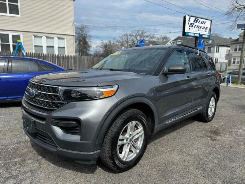 2022 Ford Explorer 6th Gen - Image 5 of 12
