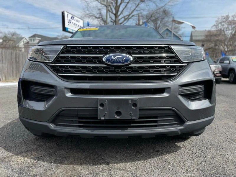 2022 Ford Explorer 6th Gen - Image 3 of 12