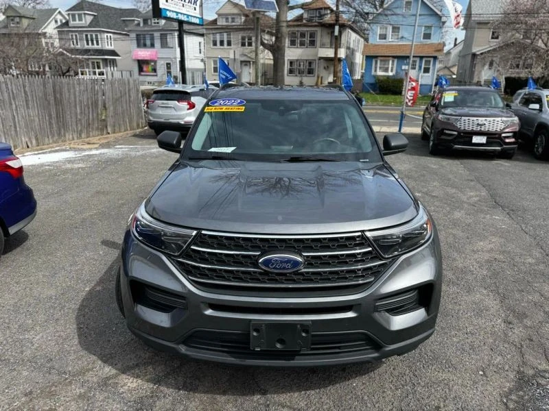 2022 Ford Explorer 6th Gen - Image 4 of 12