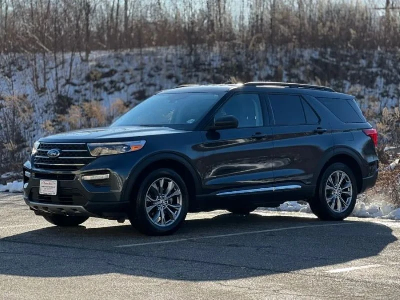 2022 Ford Explorer 6th Gen - Image 4 of 12