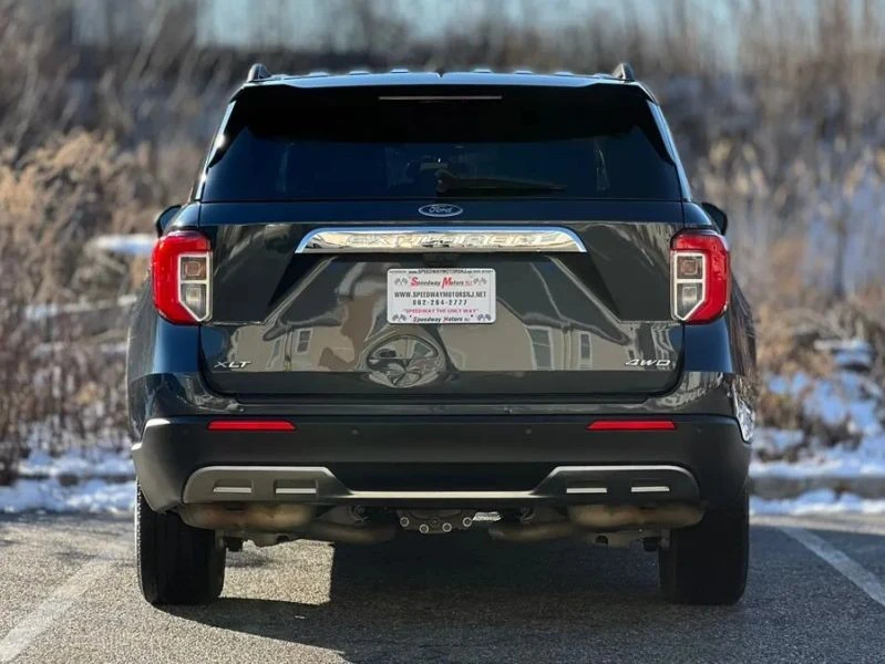 2022 Ford Explorer 6th Gen - Image 7 of 12
