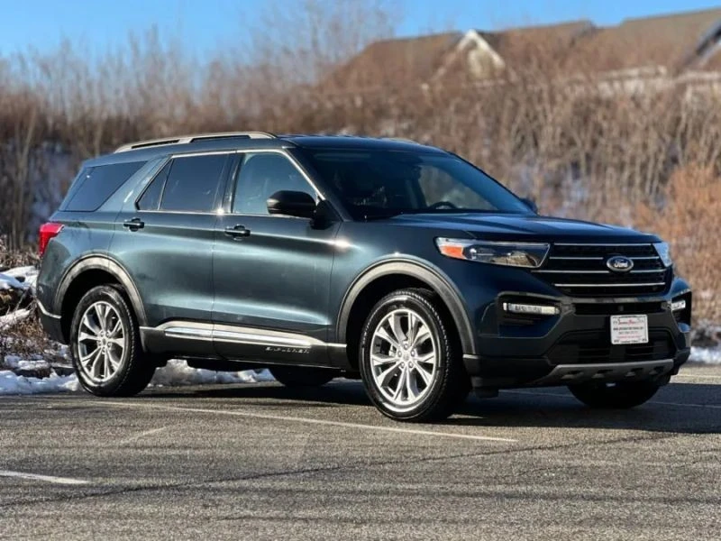 2022 Ford Explorer 6th Gen - Image 2 of 12
