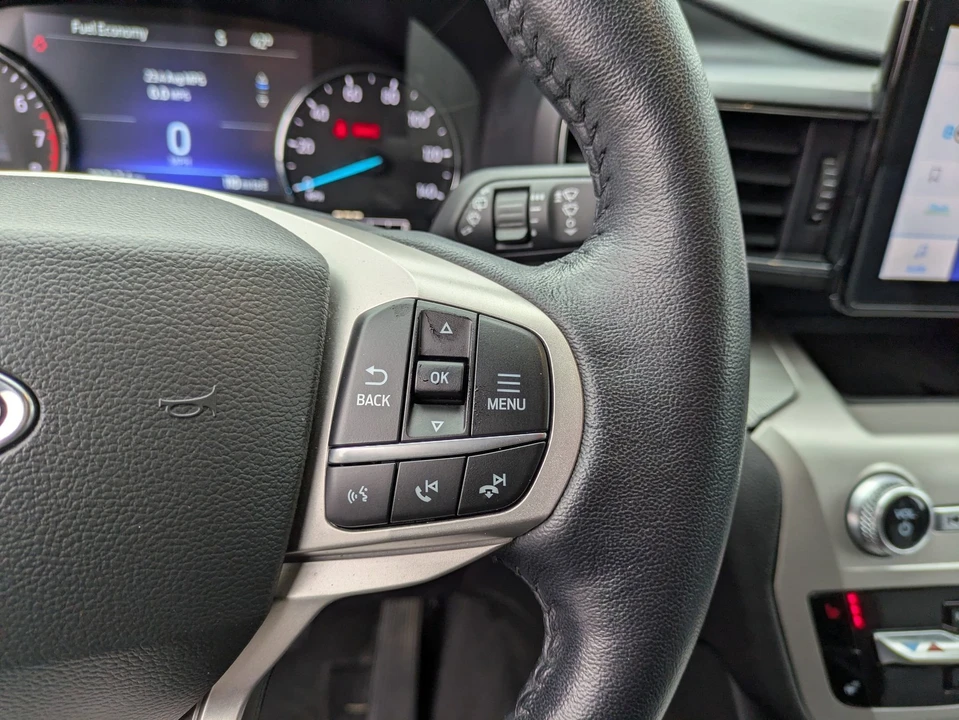 2022 Ford Explorer 6th Gen - Image 19 of 21