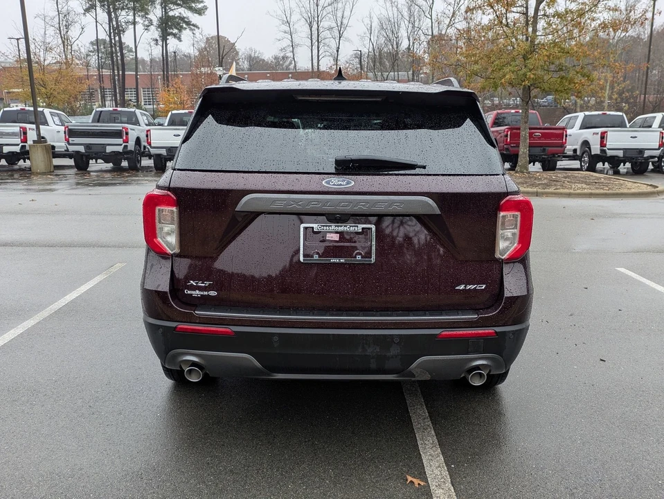 2022 Ford Explorer 6th Gen - Image 5 of 21