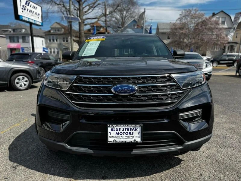 2022 Ford Explorer 6th Gen - Image 2 of 12