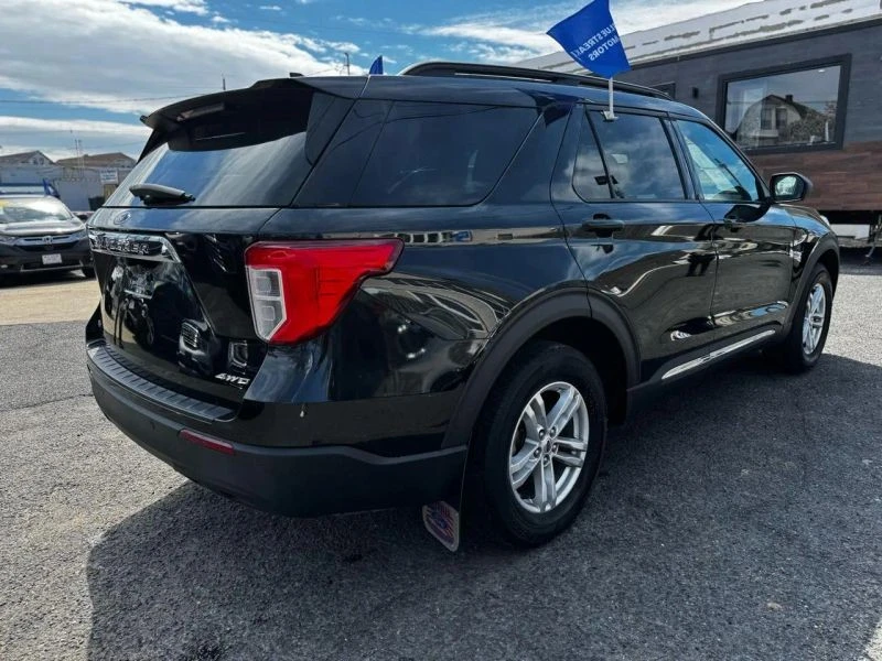 2022 Ford Explorer 6th Gen - Image 10 of 12