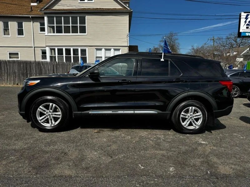 2022 Ford Explorer 6th Gen - Image 7 of 12