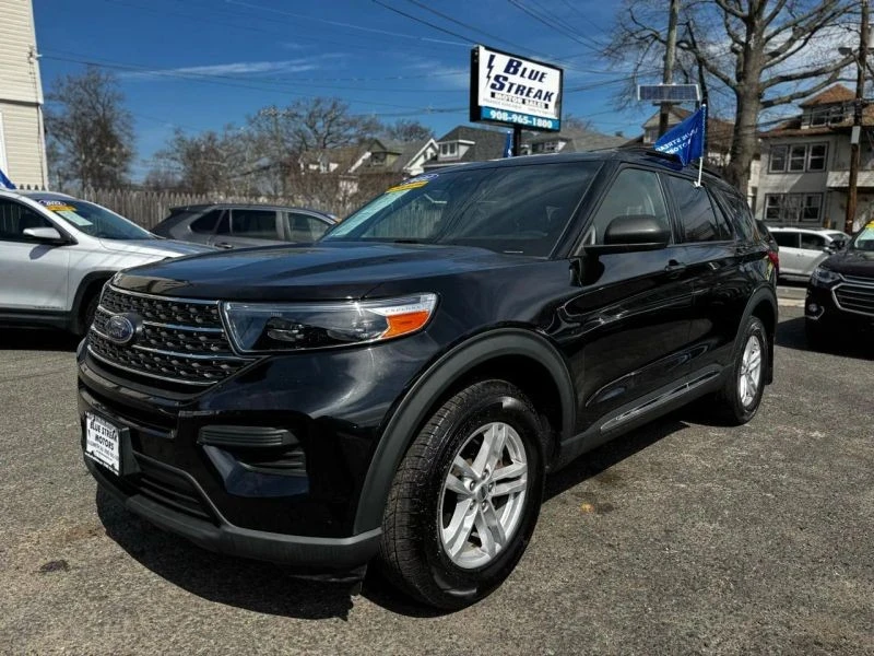 2022 Ford Explorer 6th Gen - Image 5 of 12