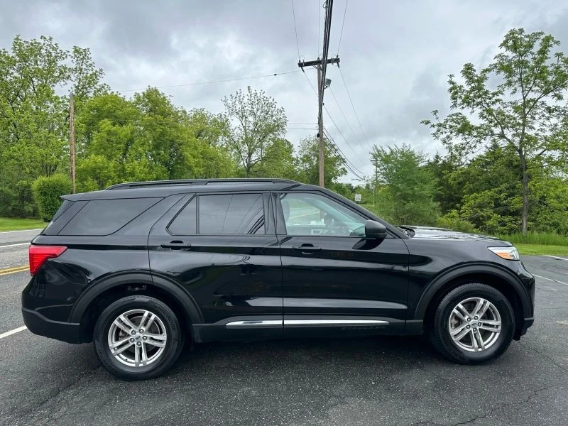 2022 Ford Explorer 6th Gen - Image 7 of 12