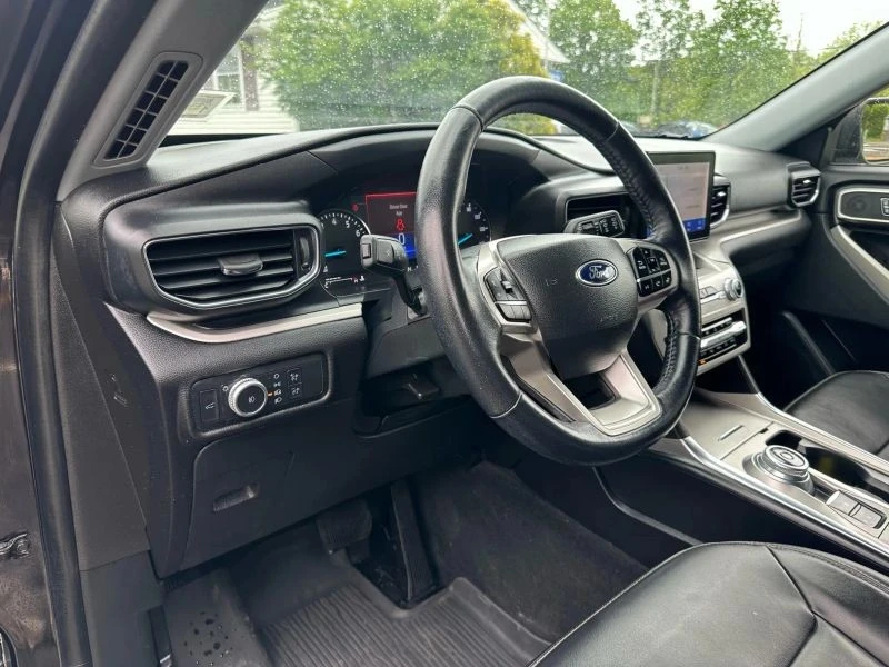 2022 Ford Explorer 6th Gen - Image 9 of 12