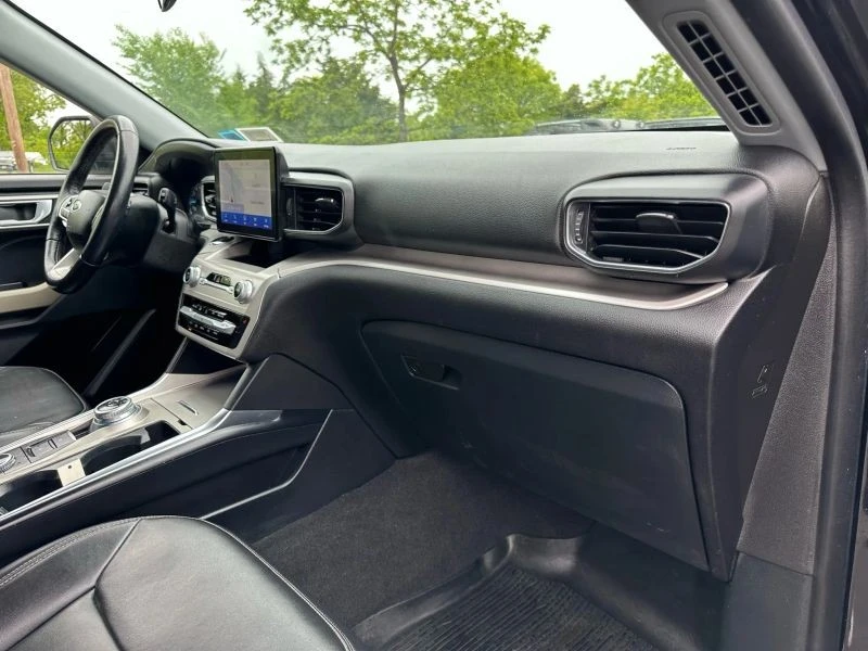 2022 Ford Explorer 6th Gen - Image 11 of 12