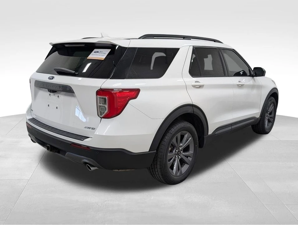 2022 Ford Explorer 6th Gen - Image 8 of 12