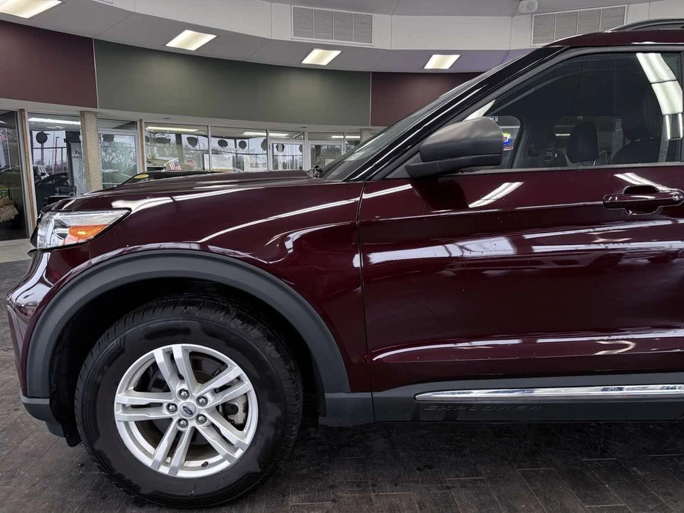 2022 Ford Explorer 6th Gen - Image 20 of 21