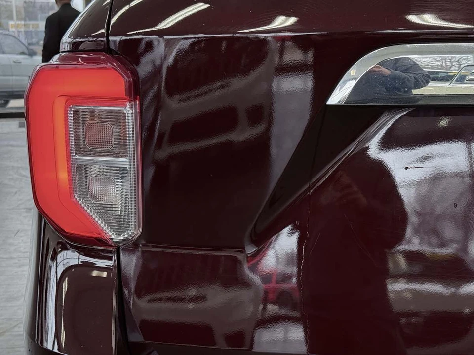 2022 Ford Explorer 6th Gen - Image 16 of 21