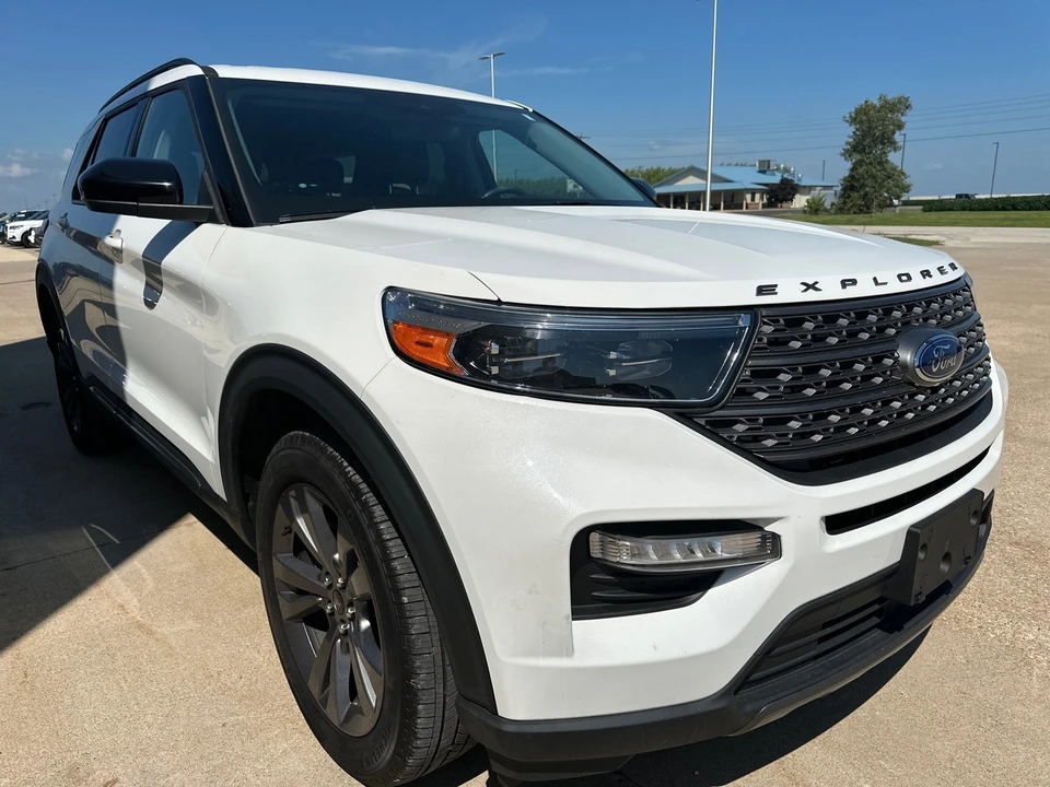 2022 Ford Explorer 6th Gen - Image 7 of 12