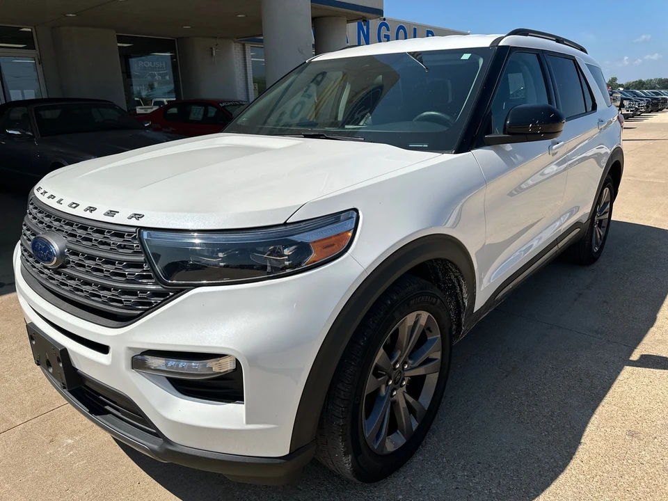 2022 Ford Explorer 6th Gen - Image 5 of 12