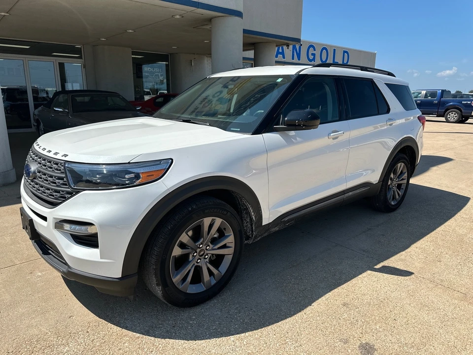 2022 Ford Explorer 6th Gen - Image 2 of 12