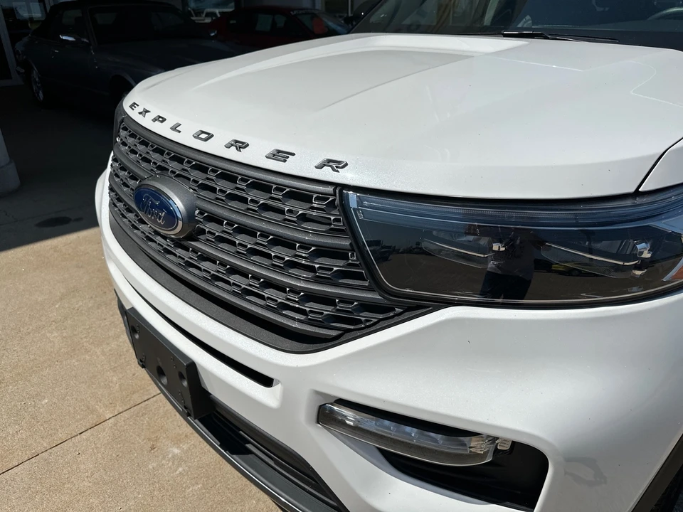 2022 Ford Explorer 6th Gen - Image 3 of 12