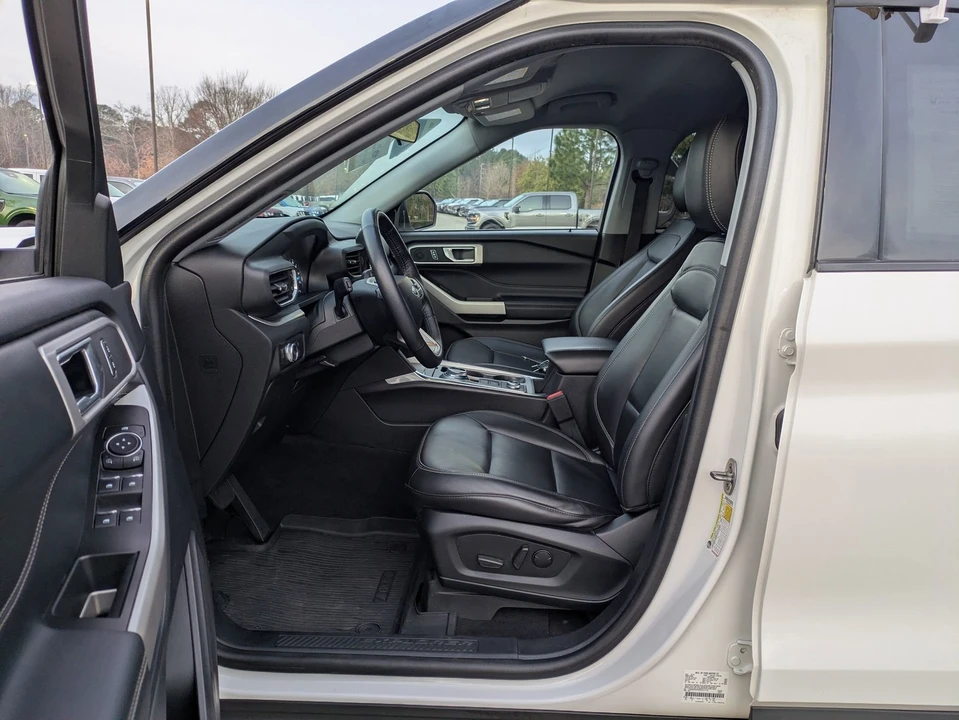 2022 Ford Explorer 6th Gen - Image 12 of 21