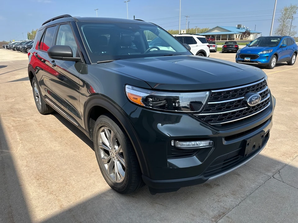 2022 Ford Explorer 6th Gen - Image 4 of 12
