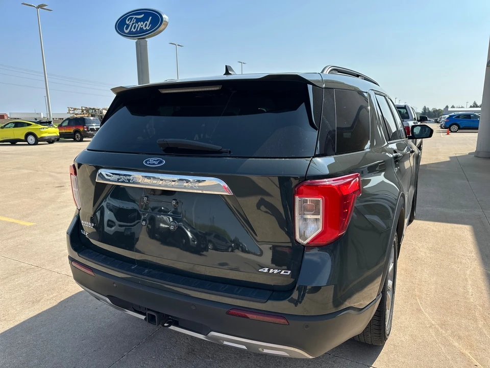 2022 Ford Explorer 6th Gen - Image 8 of 12