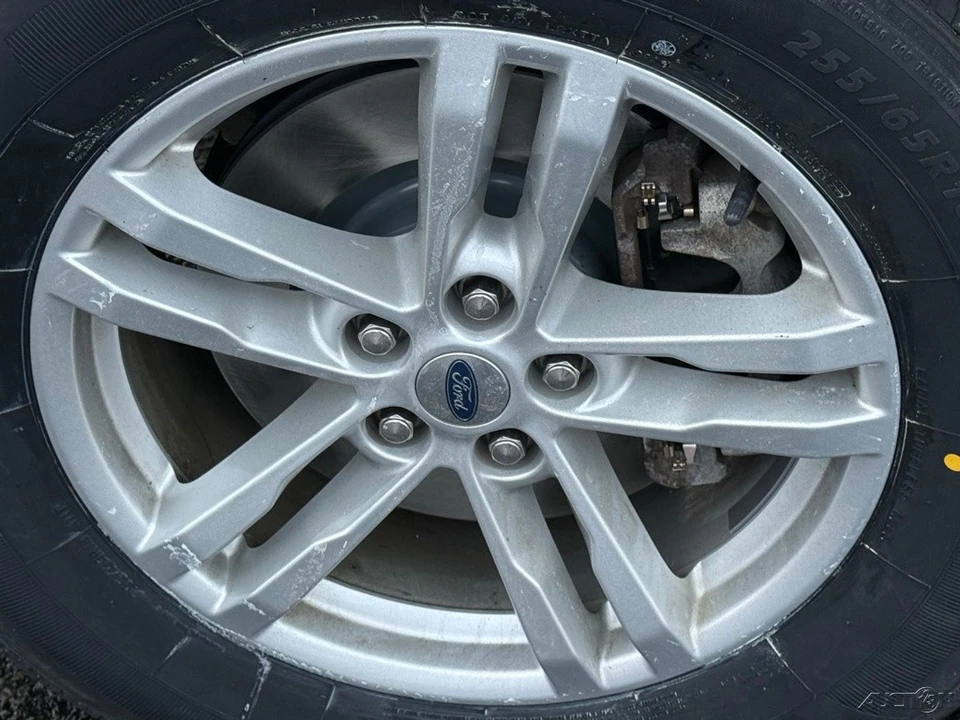 2022 Ford Explorer 6th Gen - Image 10 of 12