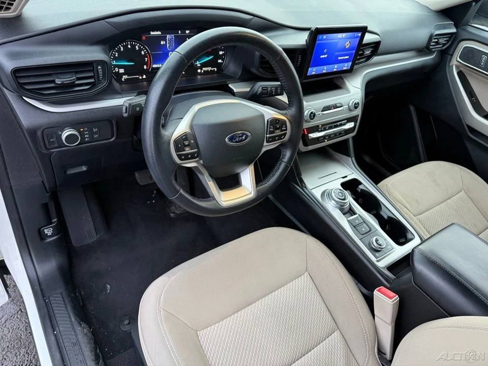 2022 Ford Explorer 6th Gen - Image 11 of 12