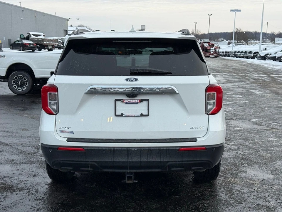 2022 Ford Explorer 6th Gen - Image 4 of 12