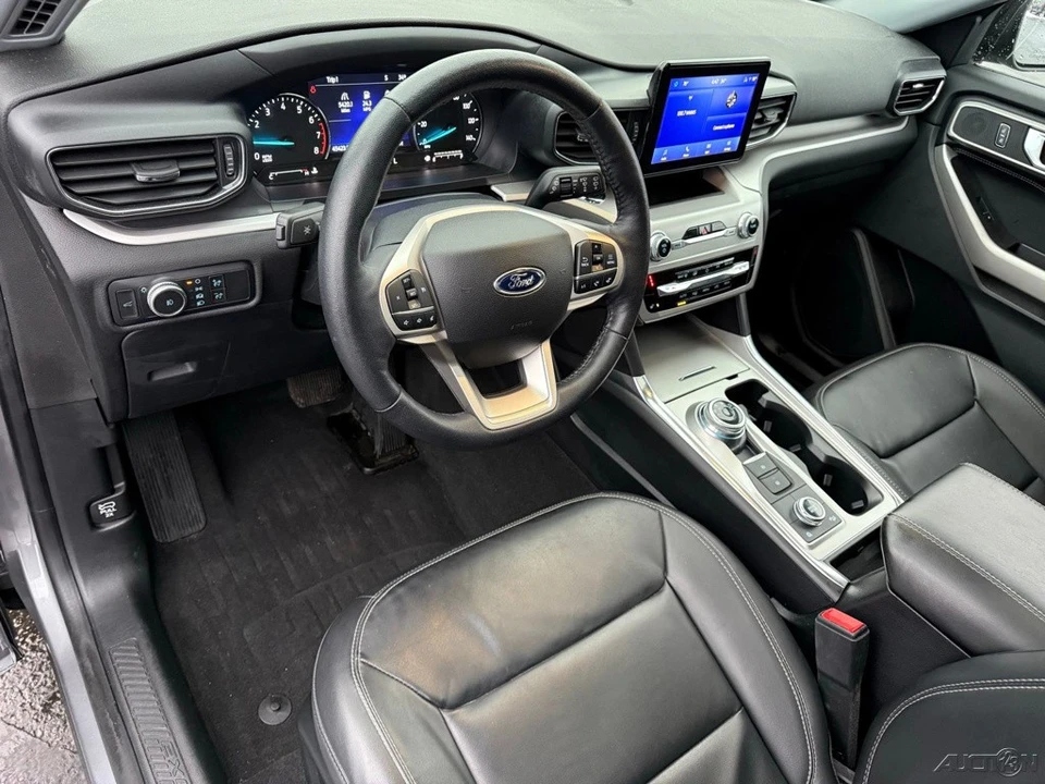 2022 Ford Explorer 6th Gen - Image 11 of 12