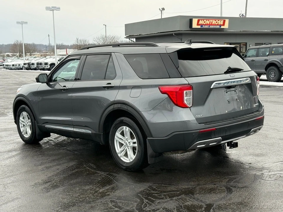 2022 Ford Explorer 6th Gen - Image 5 of 12