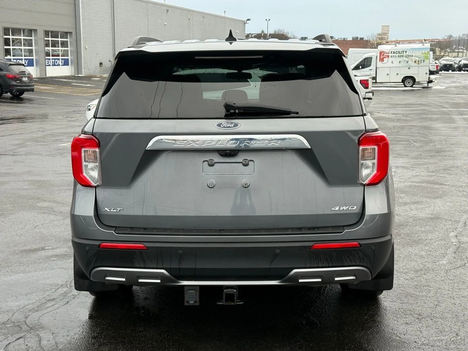 2022 Ford Explorer 6th Gen - Image 4 of 12