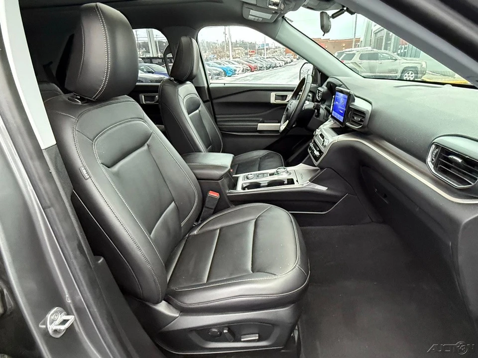2022 Ford Explorer 6th Gen - Image 17 of 21