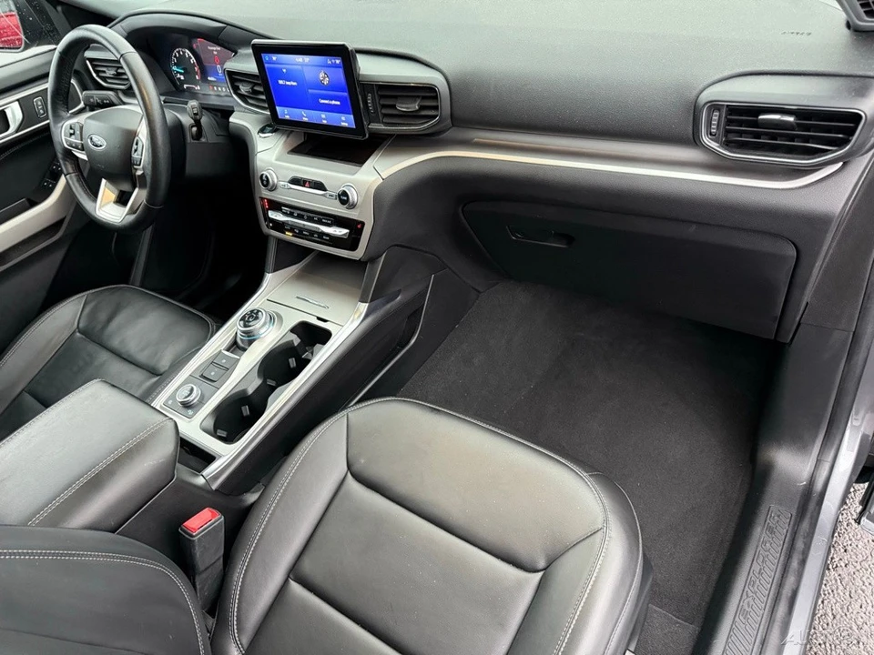 2022 Ford Explorer 6th Gen - Image 16 of 21