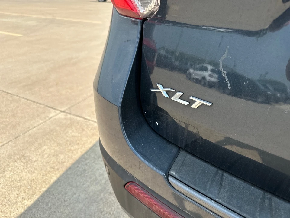 2022 Ford Explorer 6th Gen - Image 11 of 12