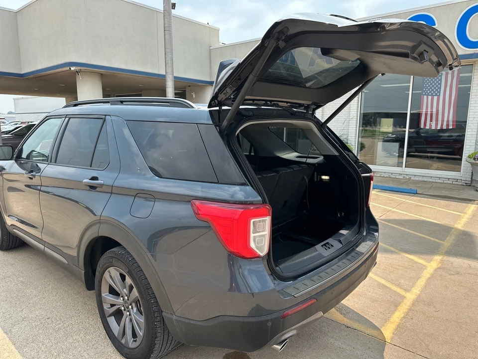 2022 Ford Explorer 6th Gen - Image 15 of 21